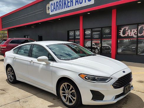 Used 2020 Ford Fusion SEL FWD image 4