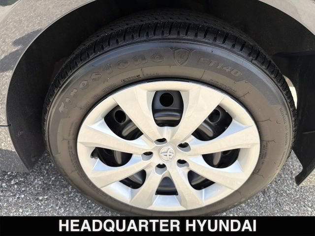 Used 2024 Toyota Corolla LE FWD image 28