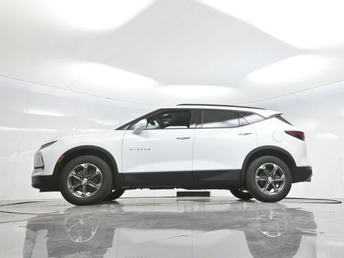 New 2025 Chevrolet Blazer LT w/ Convenience Package FWD image 72