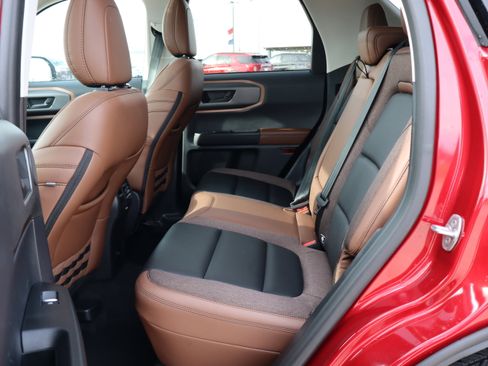 Used 2025 Ford Bronco Sport Outer Banks w/ Outer Banks Tech Package+ image 11