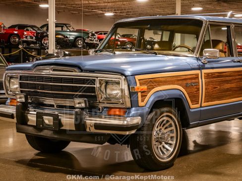 Used 1987 Jeep Grand Wagoneer AWD/4WD image 21