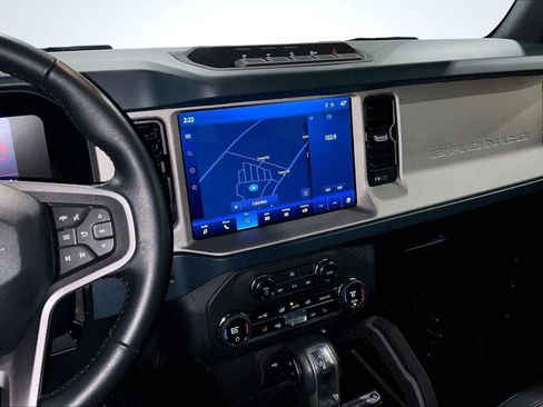 Used 2024 Ford Bronco Outer Banks w/ Sasquatch Package image 7