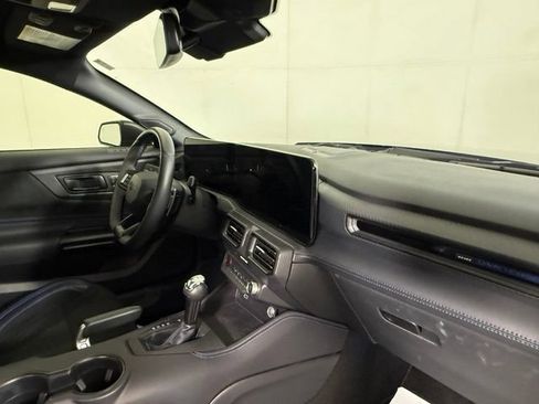 Used 2025 Ford Mustang Dark Horse RWD image 28