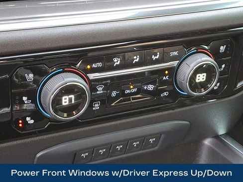 Used 2024 Chevrolet Silverado 2500 High Country w/ High Country Premium Package image 20