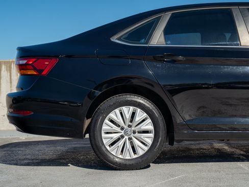 Used 2019 Volkswagen Jetta S w/ Driver Assistance Package FWD image 14