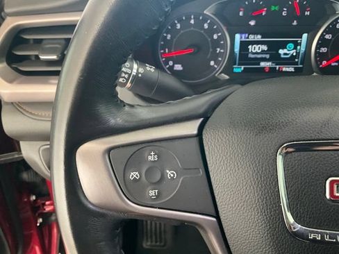 Used 2019 GMC Acadia SLT AWD/4WD image 10