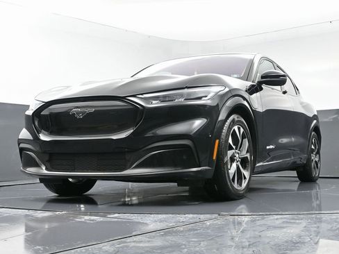 Used 2022 Ford Mustang Mach-E Premium image 50