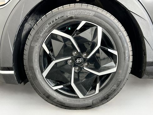 Used 2024 Hyundai Ioniq 5 SEL image 11