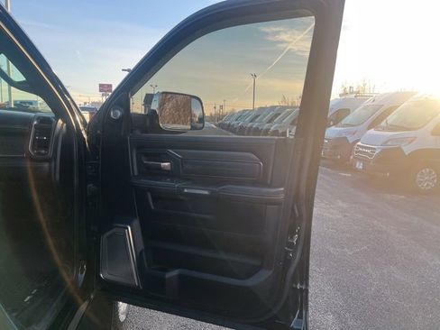 Used 2019 RAM 2500 Limited image 14