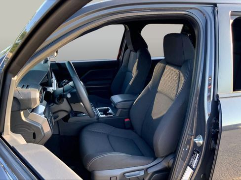 Used 2025 Toyota 4Runner SR5 RWD image 8
