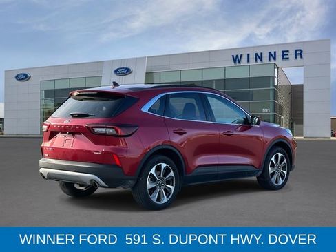 Certified 2024 Ford Escape Platinum w/ Premium Technology Package image 5