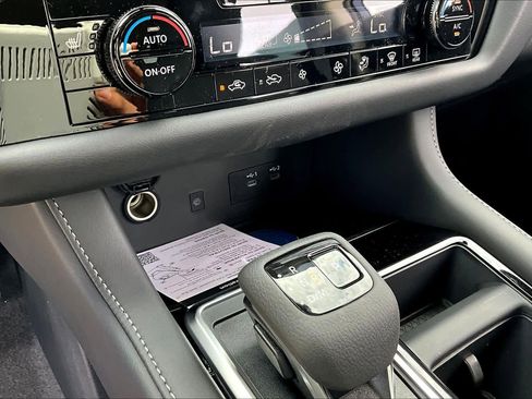 New 2026 Nissan Pathfinder SV w/ SV Premium Package FWD image 14