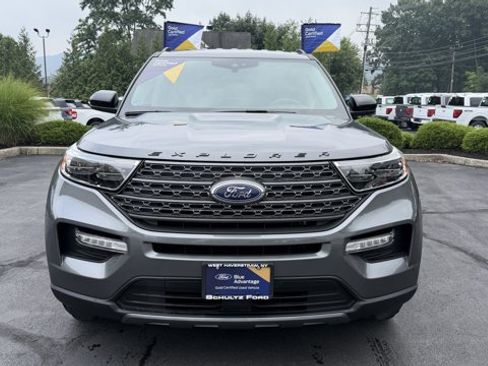 Certified 2023 Ford Explorer XLT w/ Equipment Group 202A AWD/4WD image 1