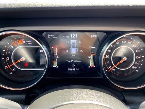 Used 2023 Jeep Gladiator Rubicon w/ Cold Weather Group AWD/4WD image 26