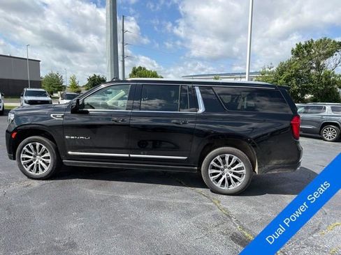 Used 2022 GMC Yukon XL Denali w/ Denali Ultimate Package AWD/4WD image 8