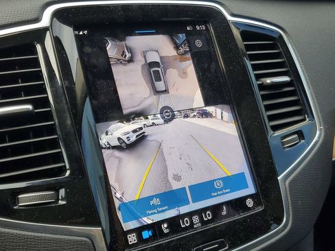 Certified 2024 Volvo XC90 B6 Plus w/ Protection Package Premier image 25