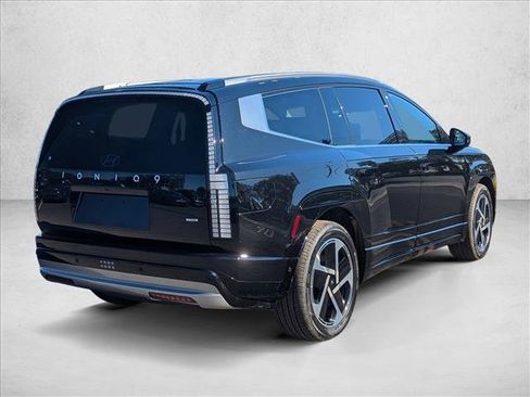 New 2026 Hyundai Ioniq 9 Limited image 2