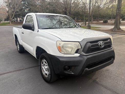 Used 2014 Toyota Tacoma 2WD Regular Cab image 1