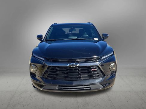 Used 2023 Chevrolet Blazer RS w/ Driver Confidence II Package image 9