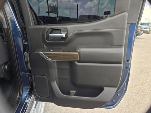 Used 2021 Chevrolet Silverado 1500 LT Trail Boss w/ Bed Protection Package AWD/4WD image 22
