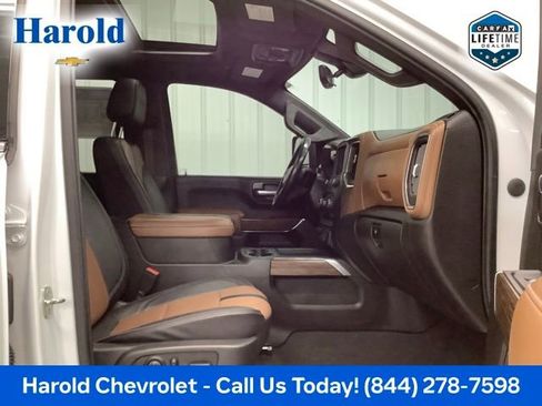 Used 2021 Chevrolet Silverado 2500 High Country w/ Technology Package image 11