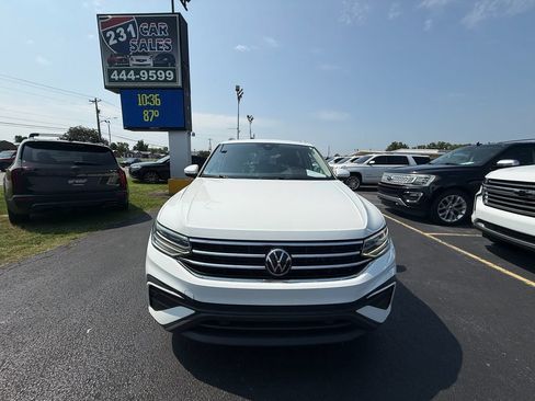 Used 2022 Volkswagen Tiguan SE FWD image 9