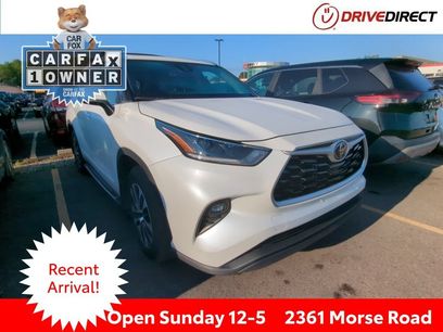 Used 2021 Toyota Highlander XLE