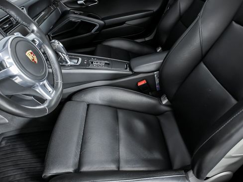 Used 2015 Porsche 911 Turbo AWD/4WD image 21