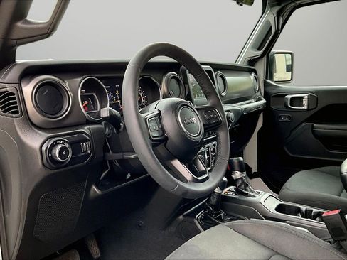 Used 2023 Jeep Wrangler Sport S AWD/4WD image 18