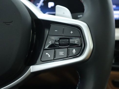 Used 2025 BMW M440i Coupe w/ Premium Package image 12