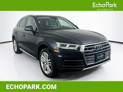 Used 2019 Audi Q5 2.0T Premium Plus w/ Premium Plus Package AWD/4WD image 1