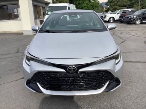 Used 2023 Toyota Corolla SE FWD image 5