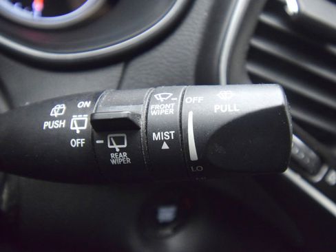 Used 2019 Jeep Cherokee Trailhawk w/ Cold Weather Group AWD/4WD image 34