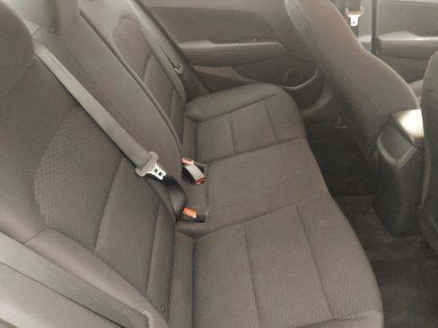 Used 2020 Hyundai Elantra SE w/ Cargo Package (C1) FWD image 19