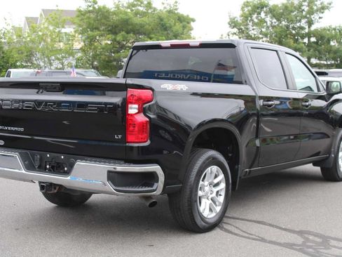 Used 2023 Chevrolet Silverado 1500 LT AWD/4WD image 7