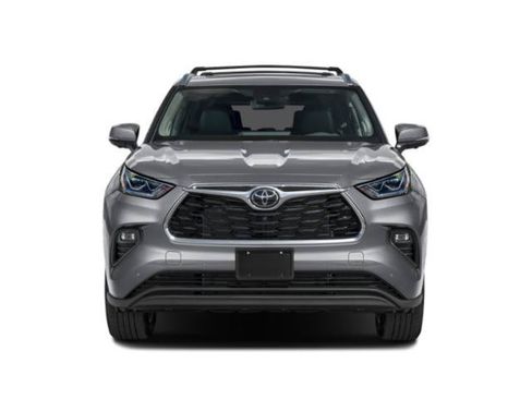 Used 2025 Toyota Highlander Limited FWD image 4