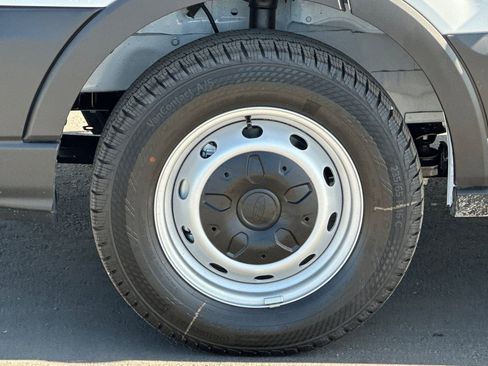 New 2026 Ford Transit 250 148 Medium Roof image 24