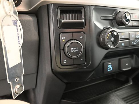 New 2026 Ford F350 XL w/ XL Chrome Package image 38