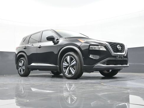 Used 2023 Nissan Rogue SL w/ SL Premium Package FWD image 48