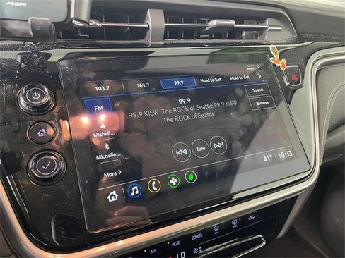 Used 2022 Chevrolet Bolt EUV LT w/ Driver Confidence Package image 7