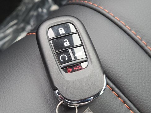 New 2026 Honda Pilot TrailSport image 37