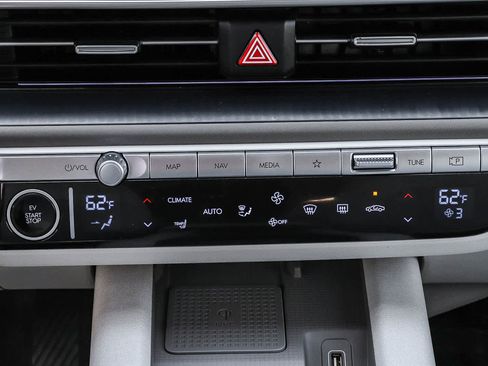 Used 2023 Hyundai Ioniq 6 SEL RWD image 20