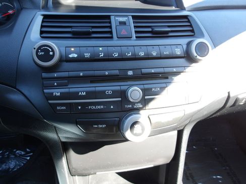Used 2009 Honda Accord LX-P image 18