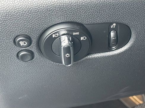 Used 2023 MINI Cooper SE image 10