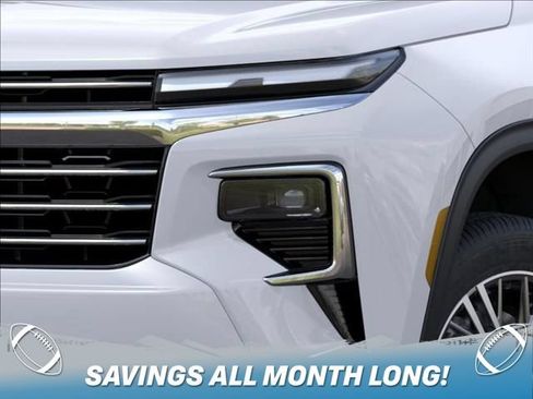 New 2027 Chevrolet Traverse LT w/ Driver Confidence Package FWD image 10