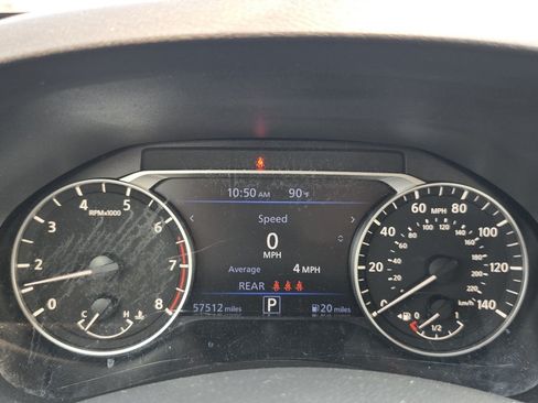 Used 2024 Nissan Altima 2.5 SV FWD image 27