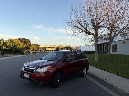 Used 2015 Subaru Forester 2.5i w/ Alloy Wheel Package image 29