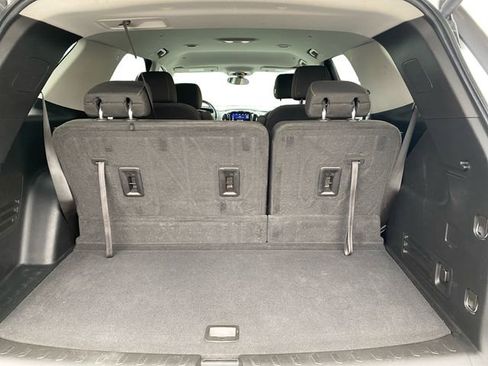 Used 2020 Chevrolet Traverse LT w/ LPO, Floor Liner Package image 19