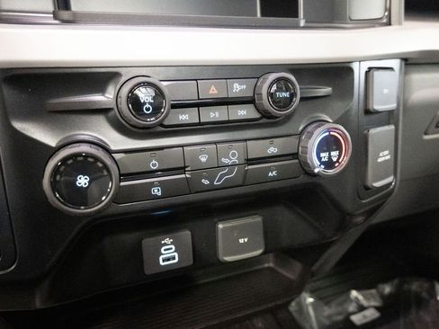 New 2025 Ford F450 XL w/ XL Chrome Package image 17