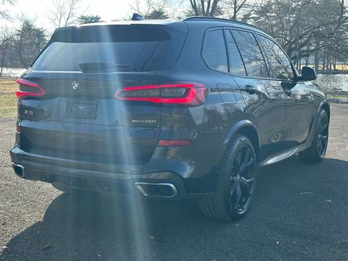Used 2019 BMW X5 xDrive50i w/ M Sport Package image 6